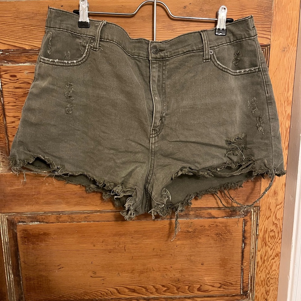 Distressed Army Green Aerie Women's Shorts